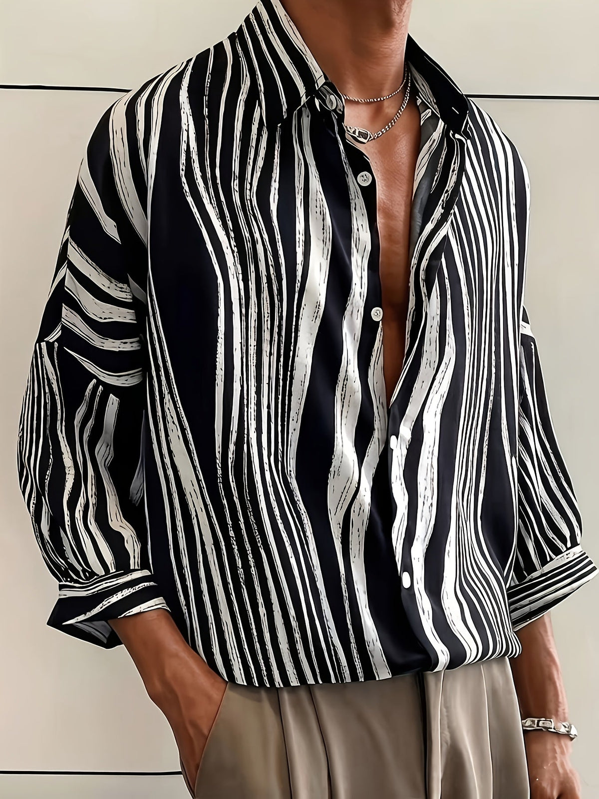 Short-Sleeve Vertical Print Resort Shirt