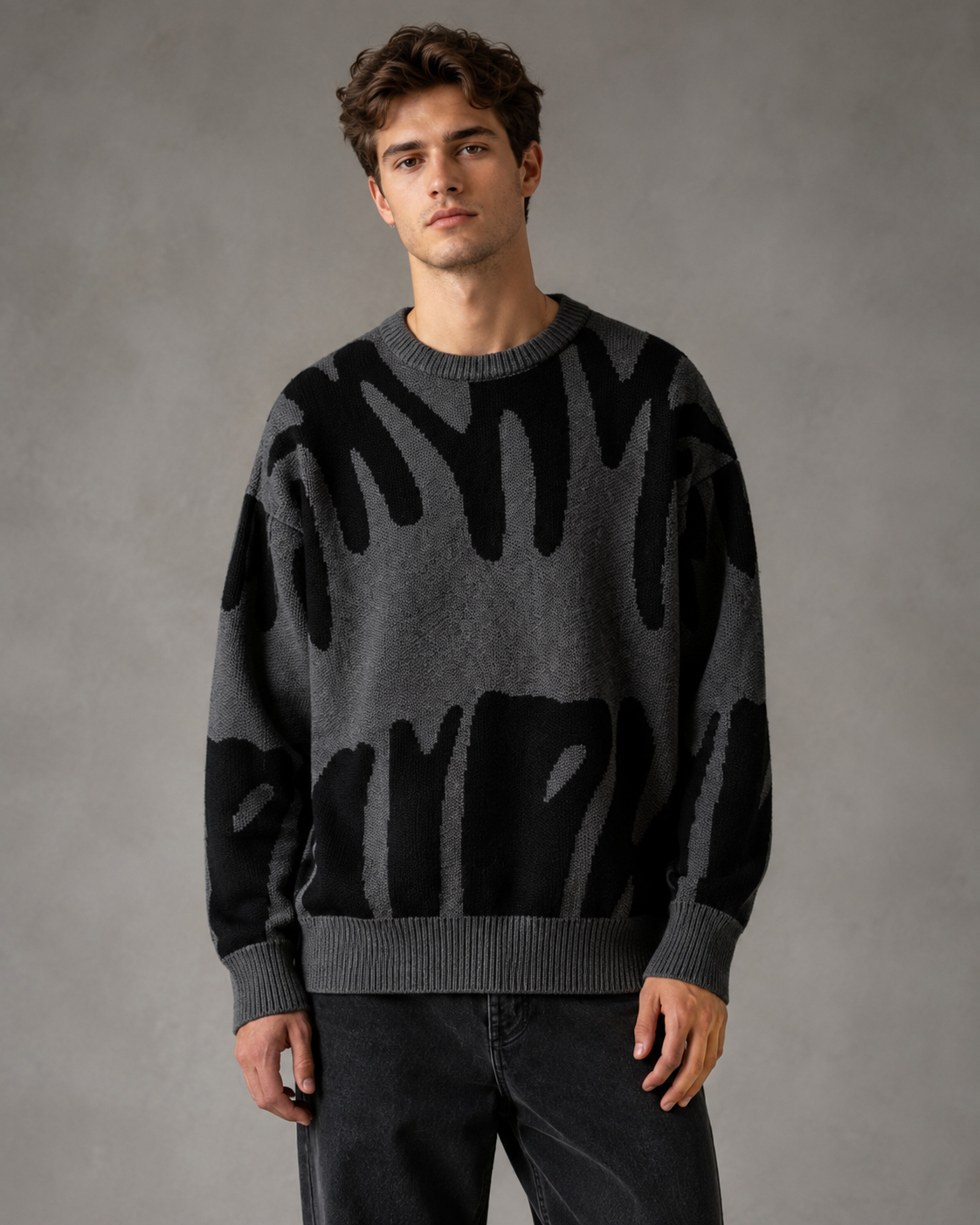 Herren-Strickpullover mit abstraktem Muster und überschnittenen Schultern